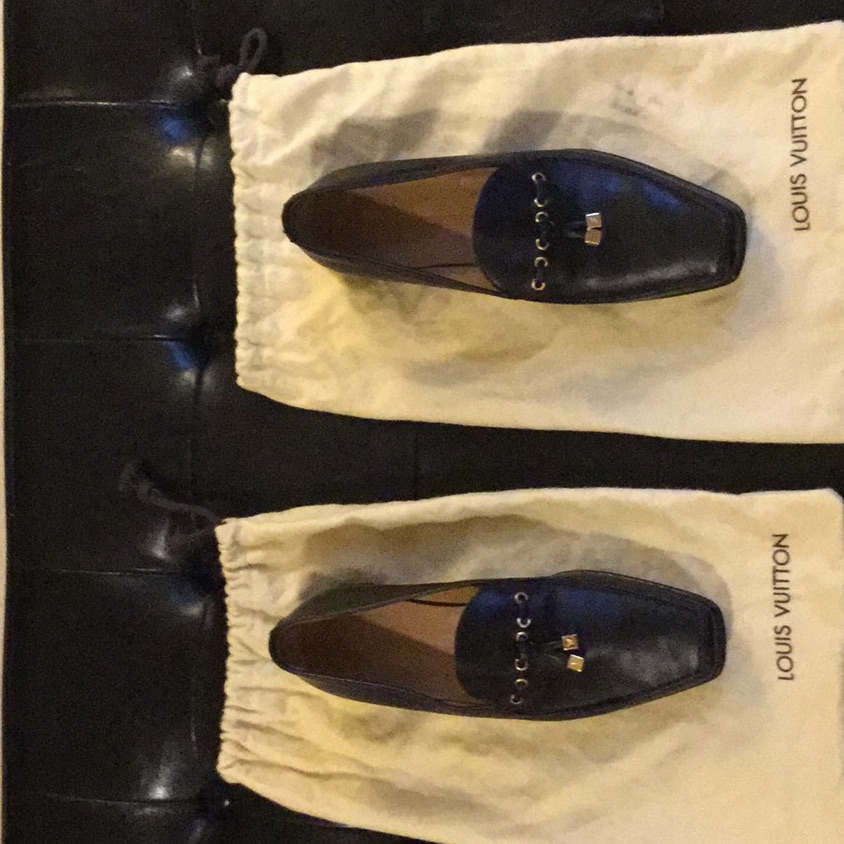 Louis Vuitton Ladies Black Leather Loafers